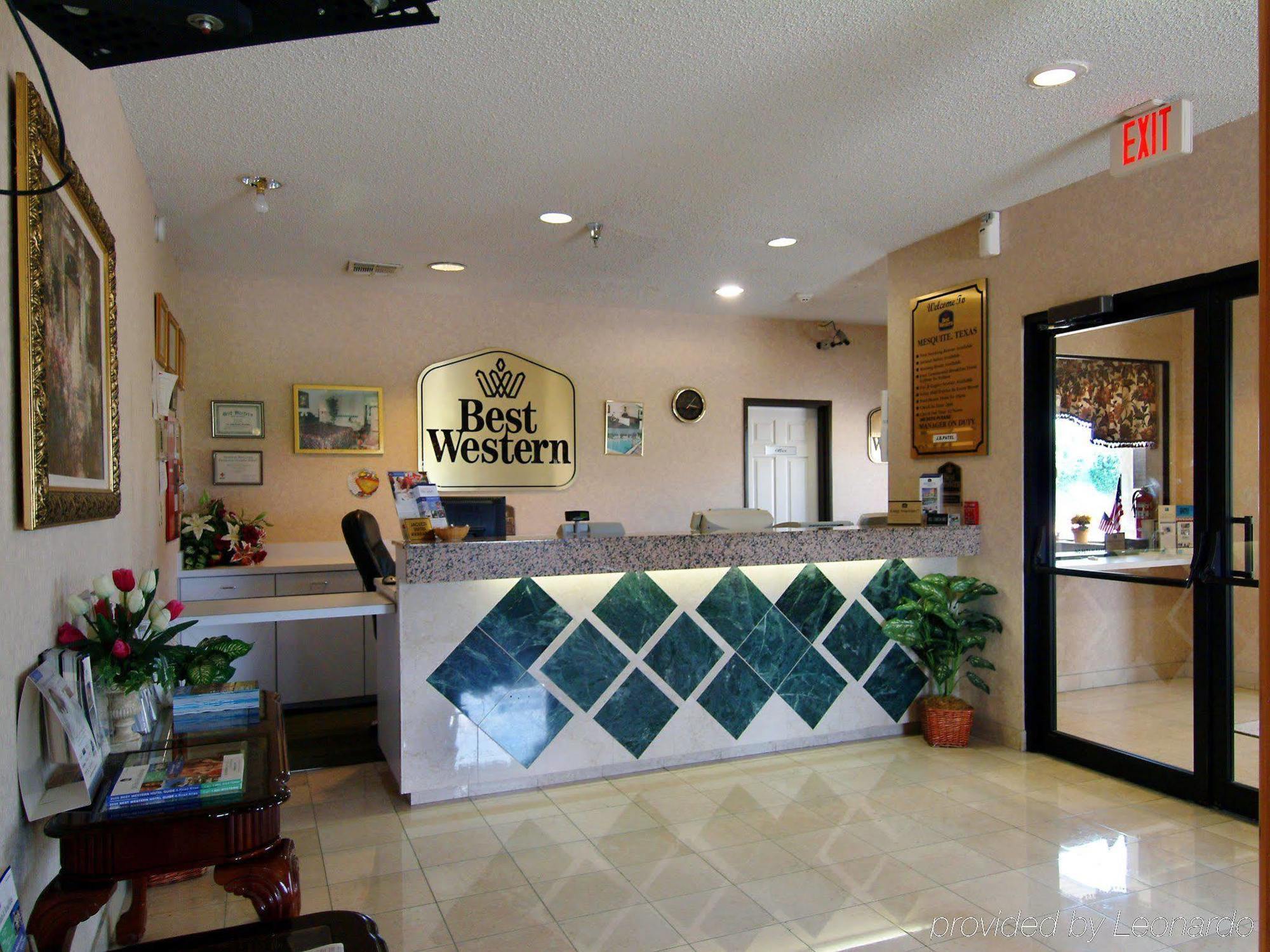 Motel &
