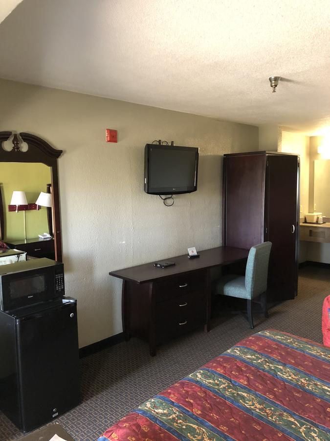 & Motel